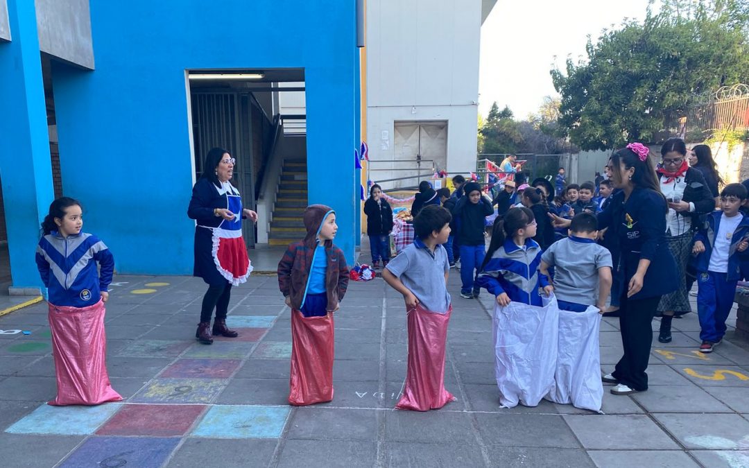 FONDA KIDS EN COLEGIO CLAUDIO MATTE